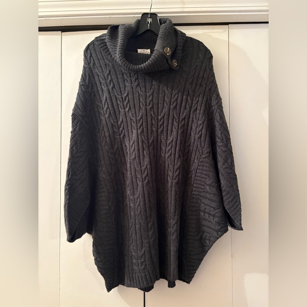 Women’s St johns Bay Poncho Cowl Neck Sweater
Large Tall